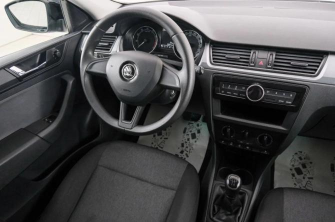 Skoda Rapid I Рестайлинг с пробегом 2018 года, цена 1 099 000 рублей, 35900 км, лифтбек, Автокод Объявления