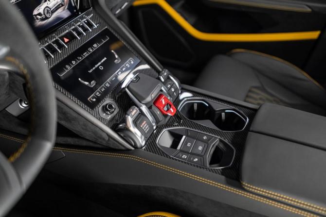 Новый Lamborghini Urus I Рестайлинг 2025 года, цена 43 599 200 рублей, внедорожник, Автокод Объявления