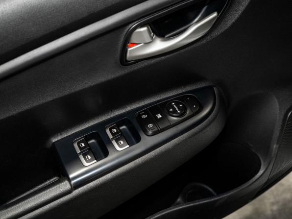 Kia Rio IV Рестайлинг с пробегом 2020 года, цена 1 730 000 рублей, 60700 км, седан, Автокод Объявления