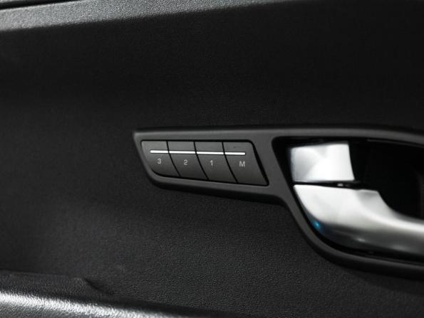 Land Rover Range Rover Evoque I с пробегом 2014 года, цена 1 950 000 рублей, 131392 км, внедорожник, Автокод Объявления