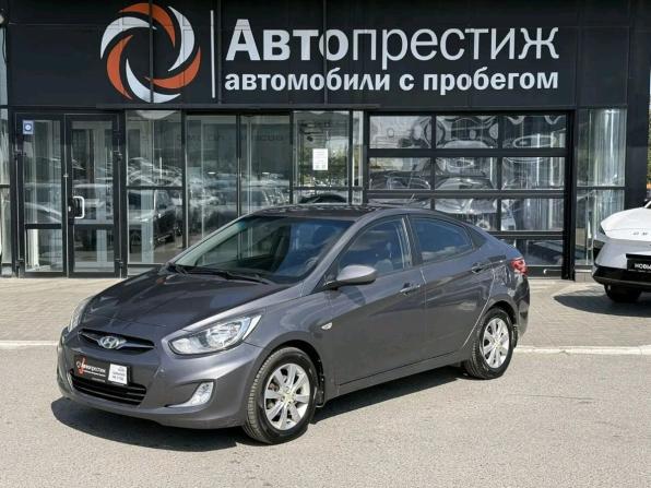 Hyundai Solaris I с пробегом 2013 года, цена 917 000 рублей, 150000 км, седан, Автокод Объявления