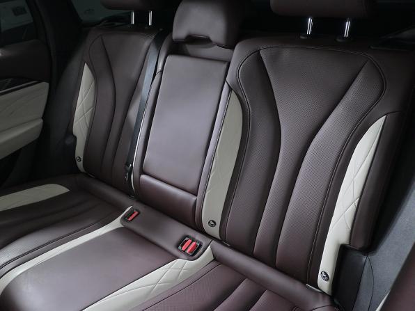 Geely Monjaro I с пробегом 2024 года, цена 3 398 000 рублей, 29456 км, внедорожник, Автокод Объявления
