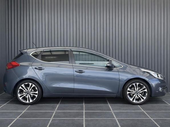 Kia Ceed II с пробегом 2014 года, цена 1 057 000 рублей, 178031 км, хэтчбек, Автокод Объявления
