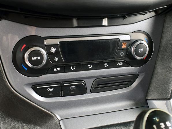 Ford Focus III с пробегом 2013 года, цена 899 999 рублей, 195895 км, хэтчбек, Автокод Объявления