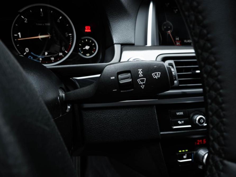 BMW 5 серии VI (F10/F11/F07) Рестайлинг Ставрополь  - изображение 19