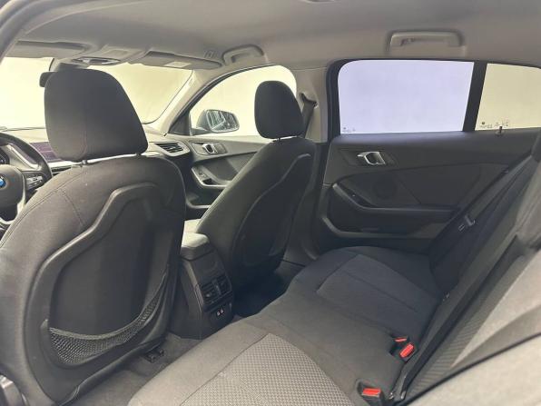 BMW 1 серии III (F40) с пробегом 2019 года, цена 1 938 000 рублей, 131424 км, хэтчбек, Автокод Объявления