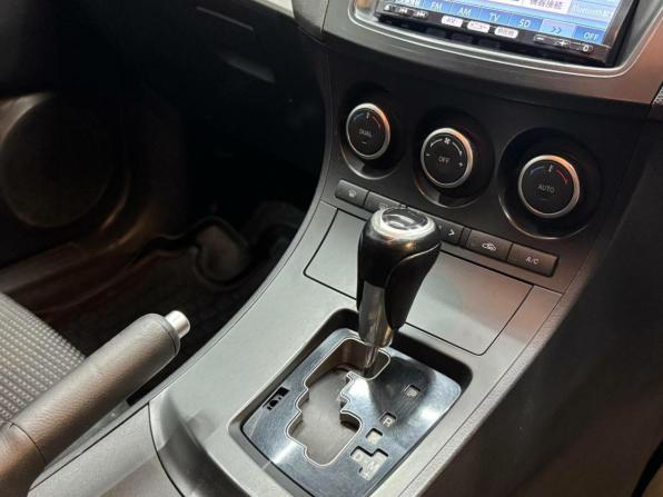 Mazda Axela II с пробегом 2013 года, цена 947 000 рублей, 142000 км, хэтчбек, Автокод Объявления