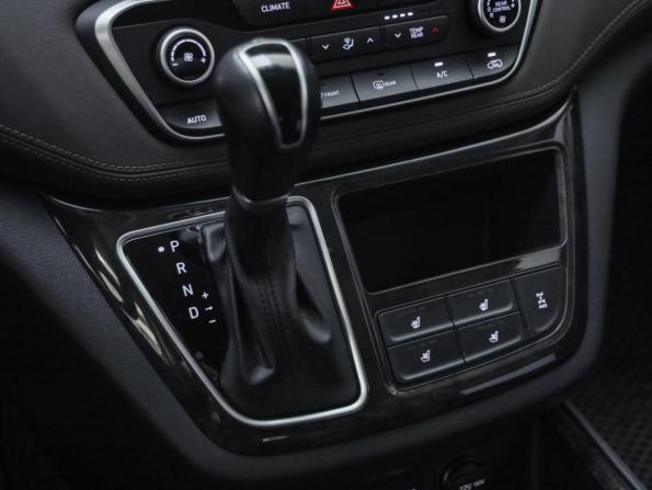 Hyundai Grand Starex I Рестайлинг 2 с пробегом 2018 года, цена 3 599 000 рублей, 89932 км, минивэн, Автокод Объявления