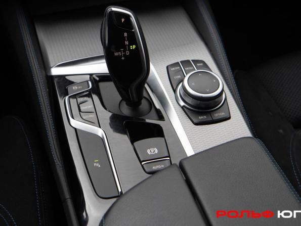 BMW 5 серии VII (G30/G31/G38) с пробегом 2019 года, цена 4 290 000 рублей, 65893 км, седан, Автокод Объявления