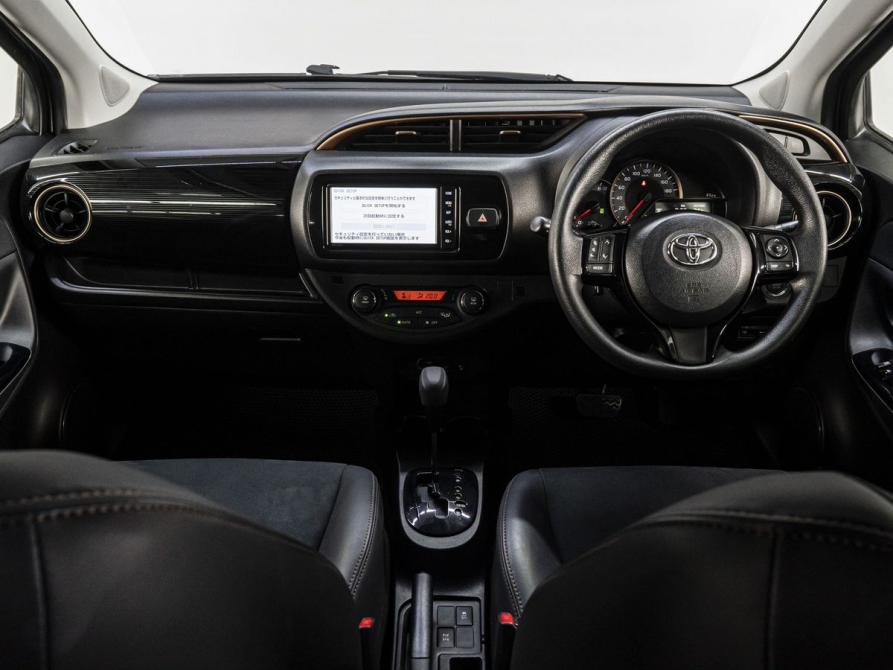 Toyota Vitz III (XP130) Рестайлинг 2 Тюмень  - изображение 17