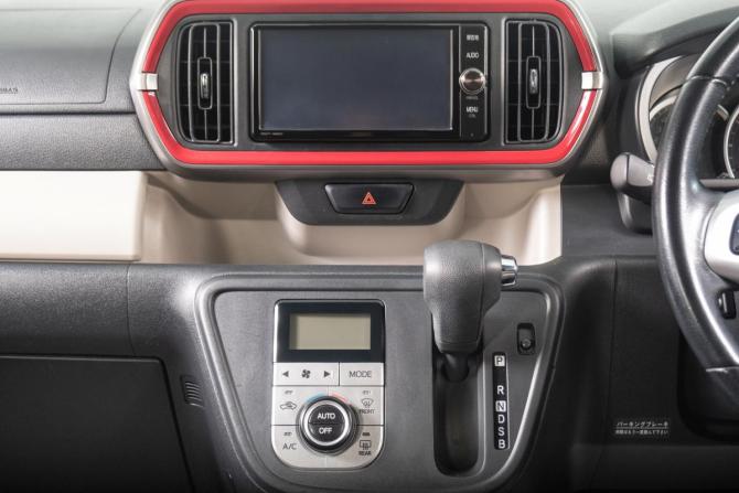 Toyota Passo III с пробегом 2017 года, цена 1 079 000 рублей, 84000 км, хэтчбек, Автокод Объявления
