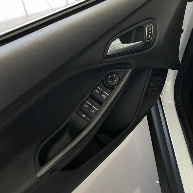 Ford Focus III Рестайлинг Ростов-на-Дону  - изображение 12