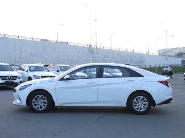 Hyundai Elantra VII (CN7) с пробегом 2022 года, цена 2 050 000 рублей, 54818 км, седан, Автокод Объявления