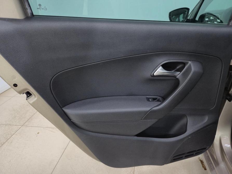 Volkswagen Polo V Рестайлинг Альметьевск  - изображение 14