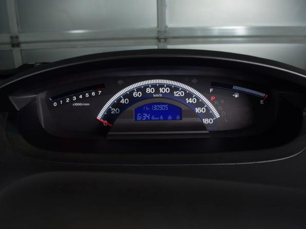 Honda Freed I Рестайлинг с пробегом 2012 года, цена 1 049 999 рублей, 130904 км, компактвэн, Автокод Объявления