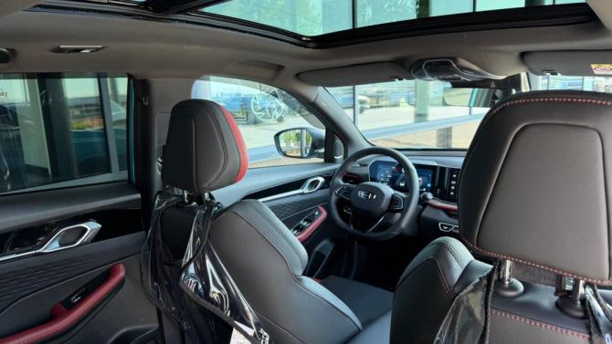 Geely Coolray I Рестайлинг с пробегом 2024 года, цена 2 390 000 рублей, 4085 км, внедорожник, Автокод Объявления