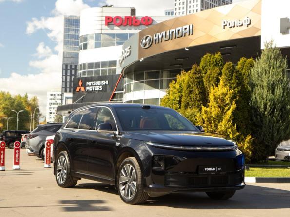 Li Auto (Lixiang) L6 I с пробегом 2025 года, цена 5 898 000 рублей, 24418 км, внедорожник, Автокод Объявления