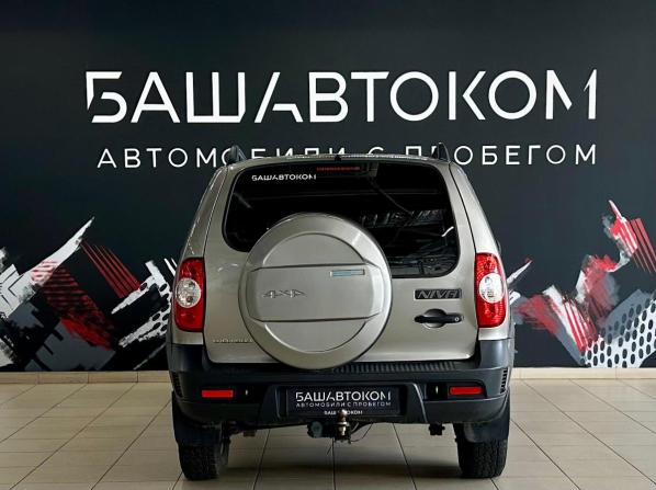 Chevrolet Niva I Рестайлинг с пробегом 2013 года, цена 540 000 рублей, 125388 км, внедорожник, Автокод Объявления