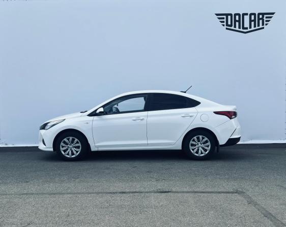 Hyundai Solaris II Рестайлинг с пробегом 2021 года, цена 1 450 000 рублей, 128000 км, седан, Автокод Объявления