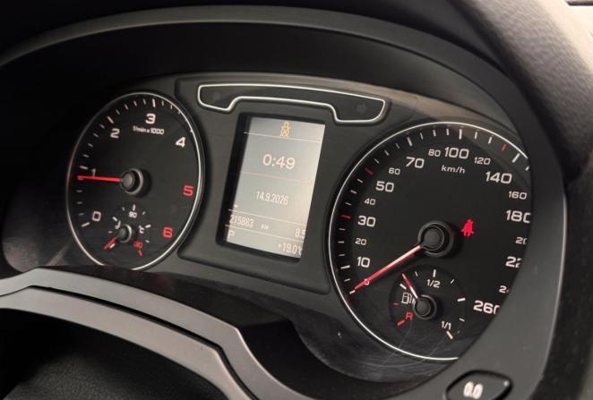 Audi Q3 I (8U) с пробегом 2012 года, цена 1 350 000 рублей, 215883 км, внедорожник, Автокод Объявления