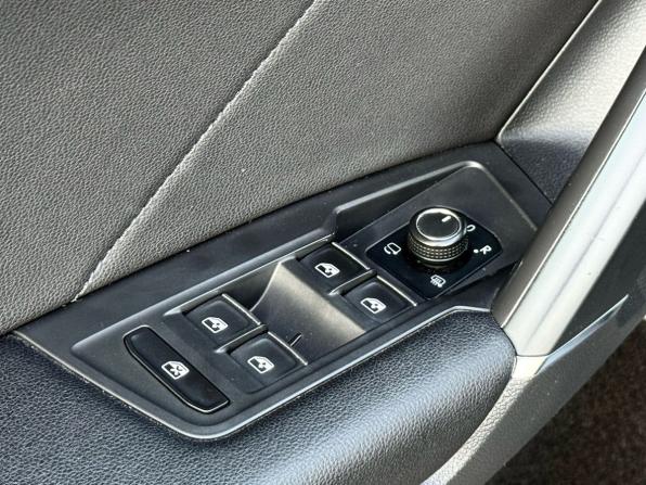 Volkswagen Tiguan II с пробегом 2018 года, цена 2 699 000 рублей, 136821 км, внедорожник, Автокод Объявления