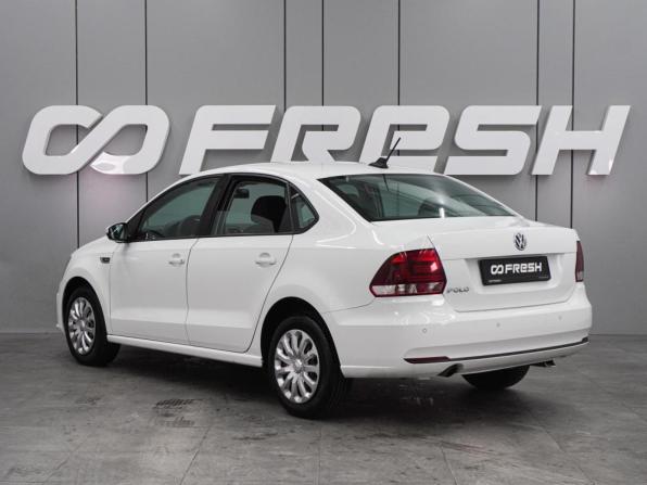 Volkswagen Polo V Рестайлинг с пробегом 2019 года, цена 1 325 000 рублей, 129716 км, седан, Автокод Объявления