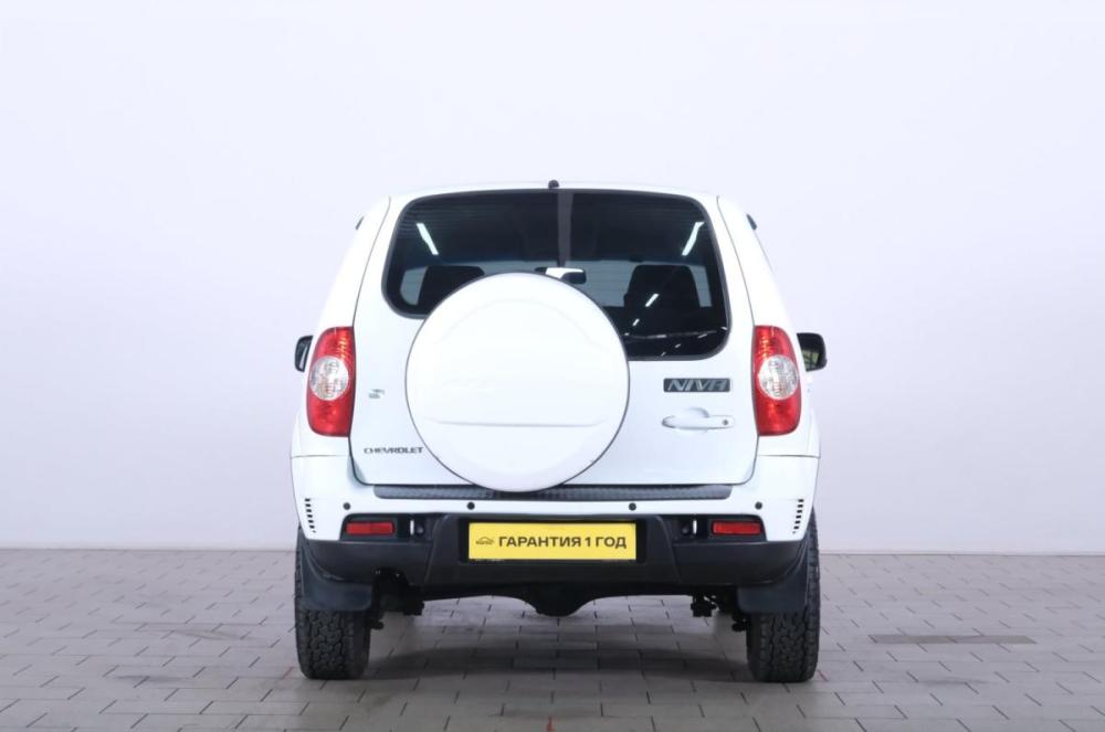 Chevrolet Niva I Рестайлинг Омск  - изображение 6