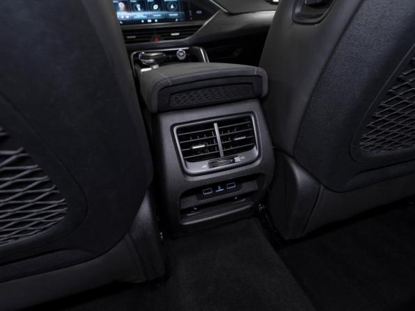Geely Tugella I с пробегом 2022 года, цена 2 600 000 рублей, 96215 км, внедорожник, Автокод Объявления