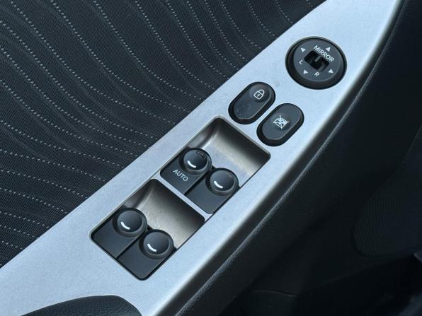 Hyundai Solaris I Рестайлинг с пробегом 2016 года, цена 1 300 000 рублей, 107080 км, седан, Автокод Объявления