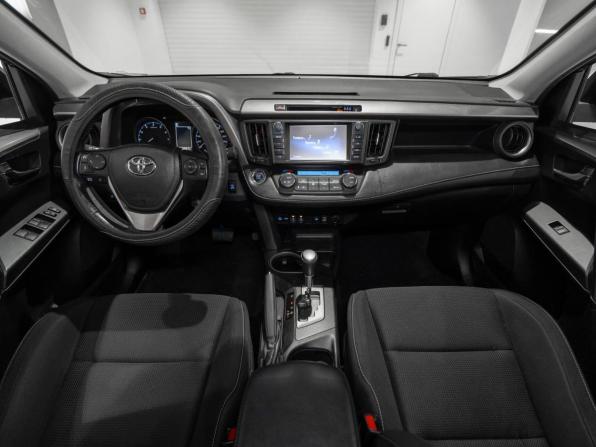Toyota RAV4 IV (XA40) Рестайлинг с пробегом 2019 года, цена 2 550 000 рублей, 109212 км, внедорожник, Автокод Объявления