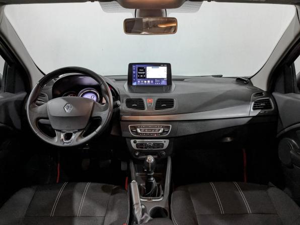 Renault Fluence I Рестайлинг с пробегом 2014 года, цена 950 000 рублей, 128461 км, седан, Автокод Объявления