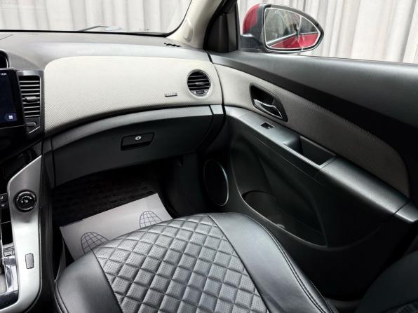 Chevrolet Cruze I с пробегом 2010 года, цена 669 000 рублей, 126289 км, седан, Автокод Объявления