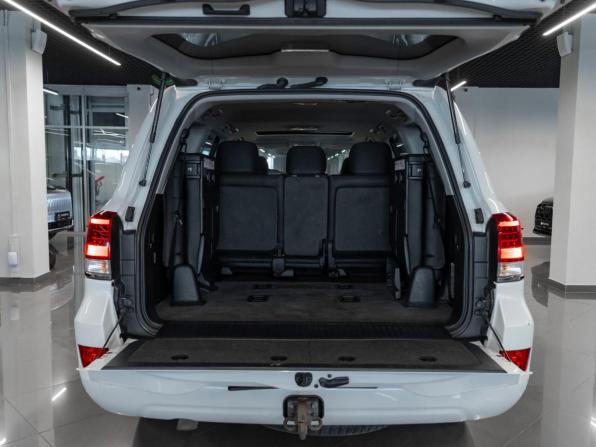 Toyota Land Cruiser 200 Series Рестайлинг 2 с пробегом 2017 года, цена 5 700 000 рублей, 112625 км, внедорожник, Автокод Объявления