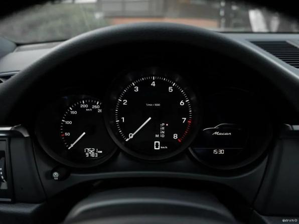 Porsche Macan I Рестайлинг 2 с пробегом 2023 года, цена 9 900 000 рублей, 17521 км, внедорожник, Автокод Объявления