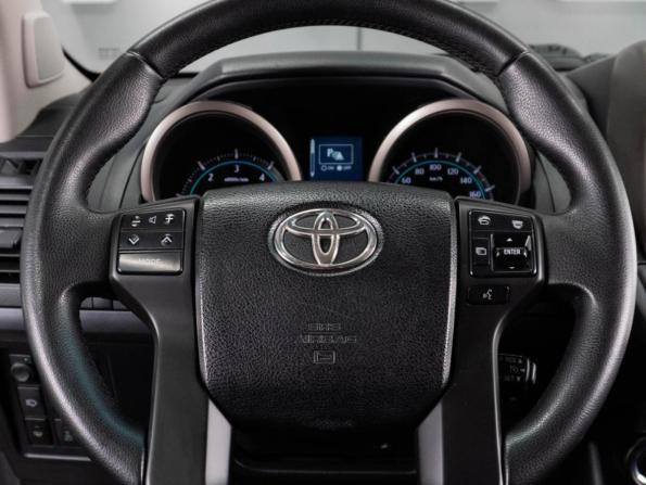 Toyota Land Cruiser Prado 150 Series с пробегом 2011 года, цена 2 999 000 рублей, 211752 км, внедорожник, Автокод Объявления
