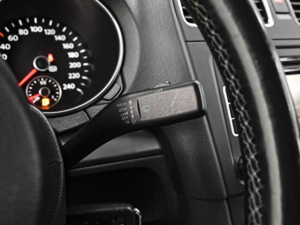 Volkswagen Golf VI с пробегом 2012 года, цена 815 000 рублей, 233084 км, хэтчбек, Автокод Объявления