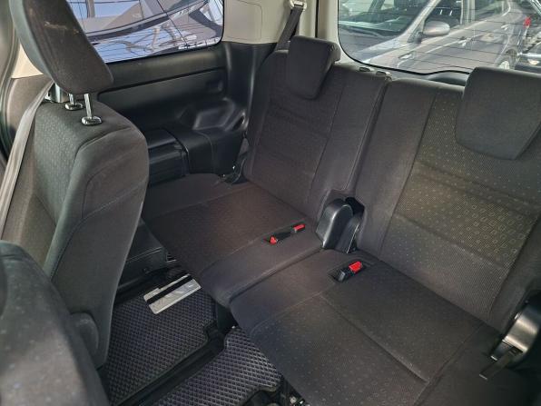 Toyota Voxy III (R80) с пробегом 2014 года, цена 1 650 000 рублей, 237381 км, минивэн, Автокод Объявления