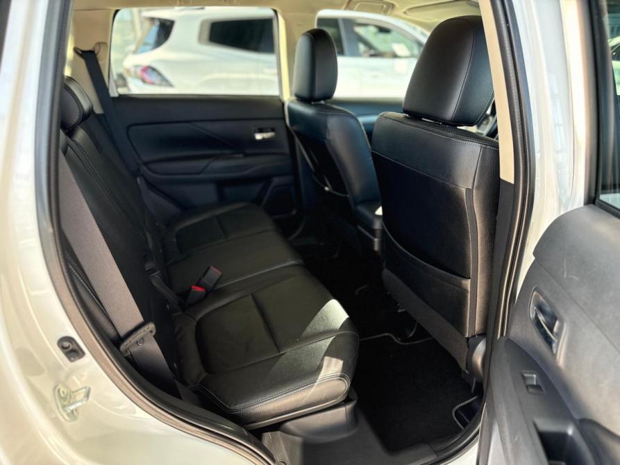 Mitsubishi Outlander III Рестайлинг Екатеринбург  - изображение 15