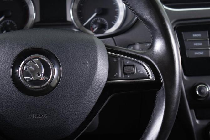 Skoda Octavia III (A7) с пробегом 2016 года, цена 1 699 000 рублей, 123500 км, лифтбек, Автокод Объявления