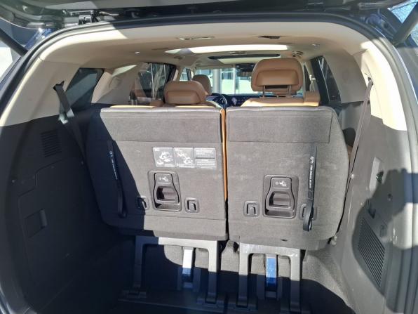 Kia Carnival IV с пробегом 2023 года, цена 5 390 000 рублей, 35219 км, минивэн, Автокод Объявления