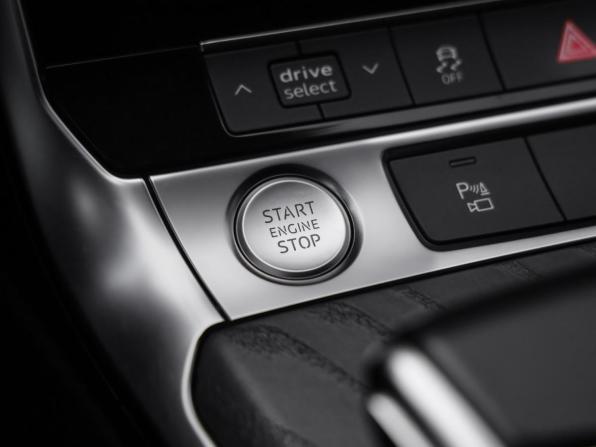 Audi A6 V (C8) с пробегом 2020 года, цена 3 599 000 рублей, 99306 км, седан, Автокод Объявления
