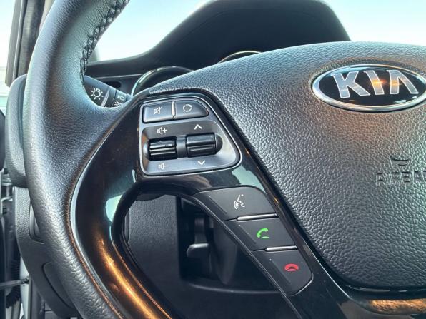 Kia Ceed II Рестайлинг с пробегом 2018 года, цена 1 245 000 рублей, 156946 км, хэтчбек, Автокод Объявления