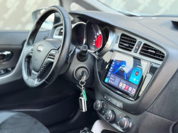 Kia Ceed II с пробегом 2013 года, цена 940 000 рублей, 162500 км, универсал, Автокод Объявления
