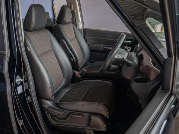 Honda Freed II Рестайлинг с пробегом 2021 года, цена 2 130 000 рублей, 48776 км, компактвэн, Автокод Объявления