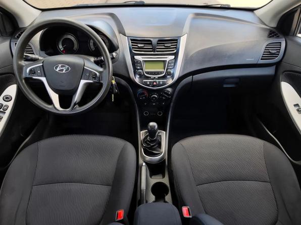 Hyundai Solaris I с пробегом 2013 года, цена 620 000 рублей, 250874 км, седан, Автокод Объявления