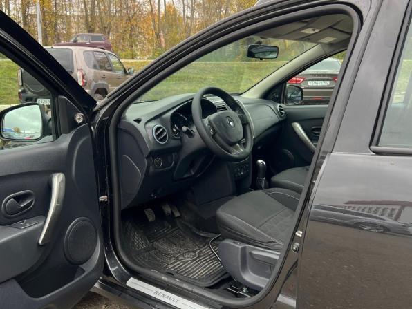 Renault Sandero II с пробегом 2015 года, цена 850 000 рублей, 91000 км, хэтчбек, Автокод Объявления