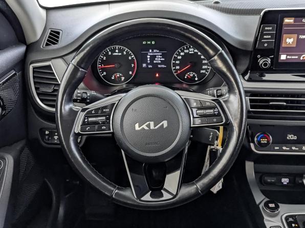 Kia Seltos I с пробегом 2022 года, цена 2 190 000 рублей, 76168 км, внедорожник, Автокод Объявления