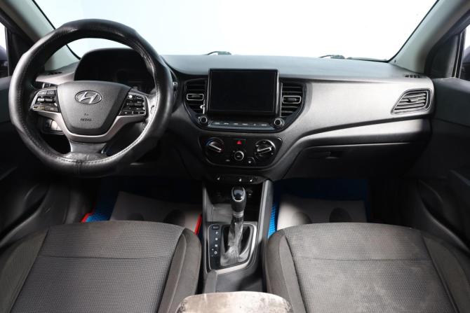 Hyundai Solaris II Рестайлинг с пробегом 2020 года, цена 1 399 000 рублей, 380000 км, седан, Автокод Объявления