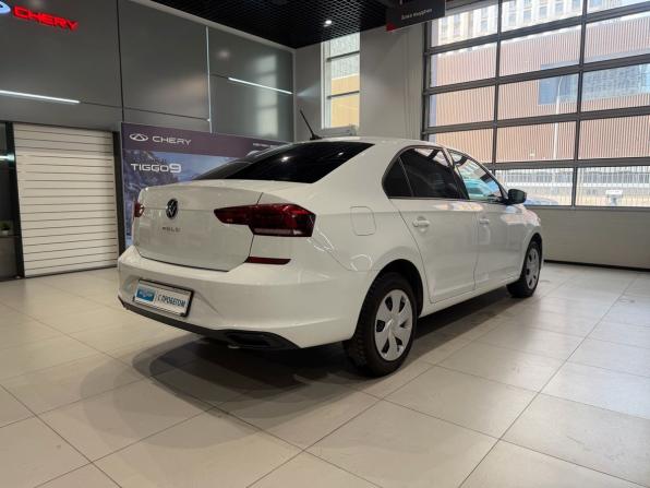 Volkswagen Polo VI с пробегом 2021 года, цена 1 370 000 рублей, 181235 км, лифтбек, Автокод Объявления