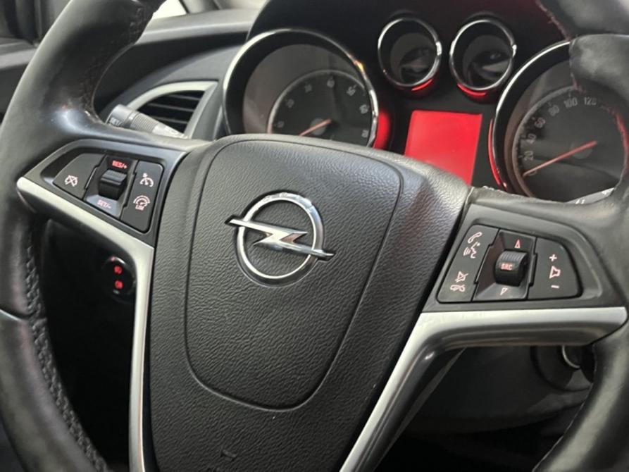 Opel Astra J Рестайлинг Курск  - изображение 7